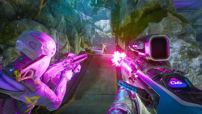 Известный своим бесплатным форматом шутер от первого лица Splitgate 2, объединяющий элементы Halo и Portal, готовится к повторному запуску в следующем месяце.
